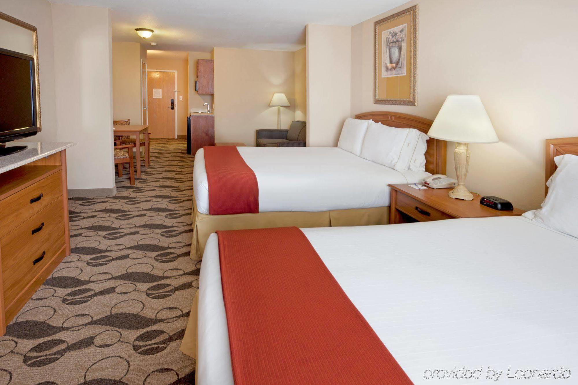 Holiday Inn Express Hotel & Suites Elgin, An Ihg Hotel Buitenkant foto